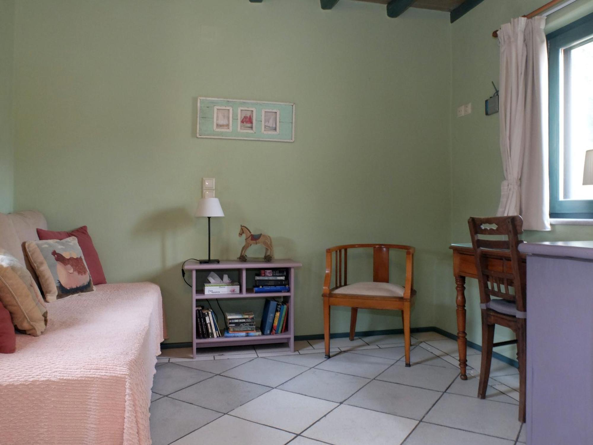 To The Garden Guest House Angairia Bagian luar foto