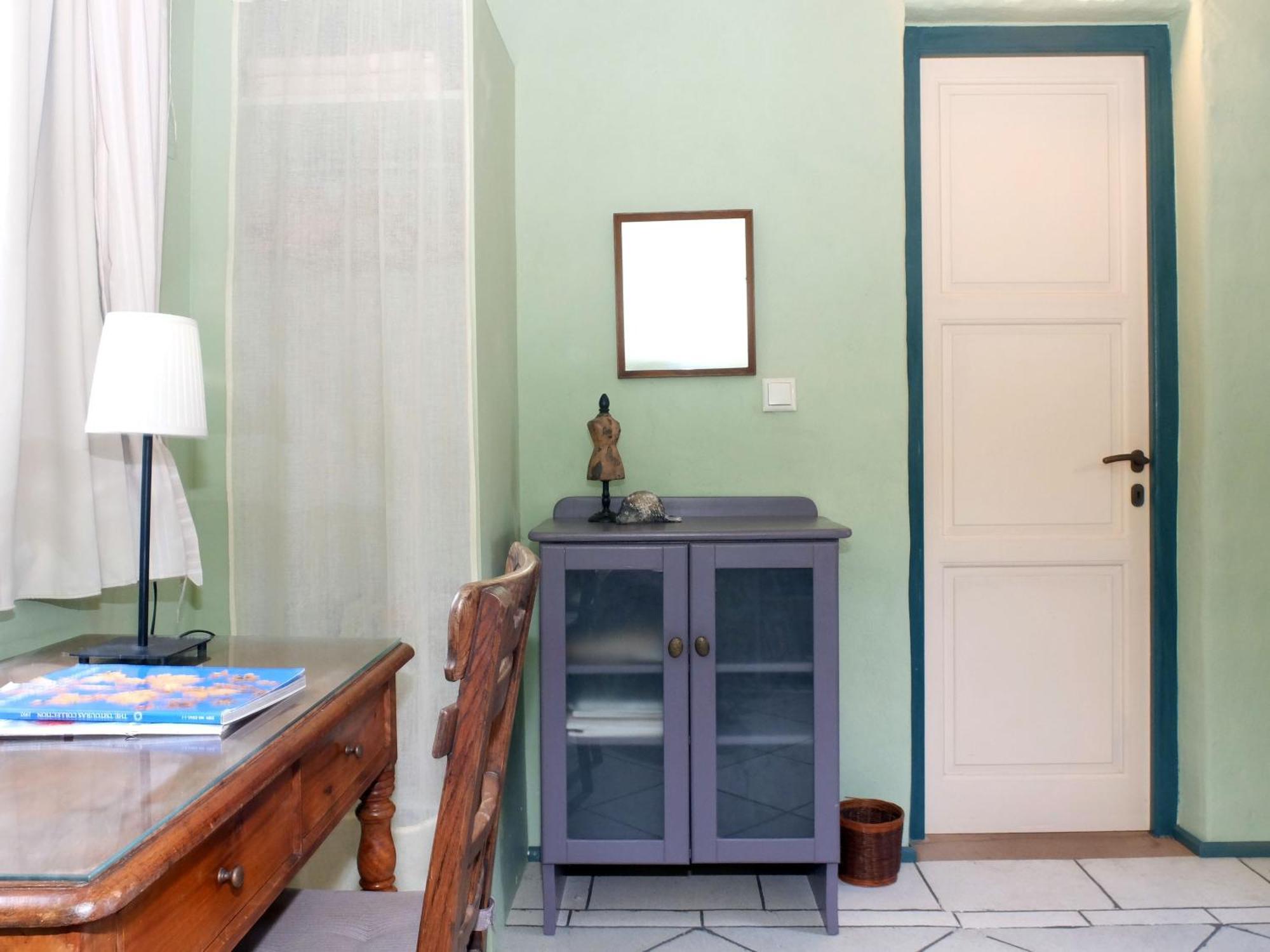 To The Garden Guest House Angairia Bagian luar foto